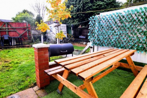 The Chinatown House -BBQ, Free Parking, Garden, Bar, Kitchen, Dryer, City Center